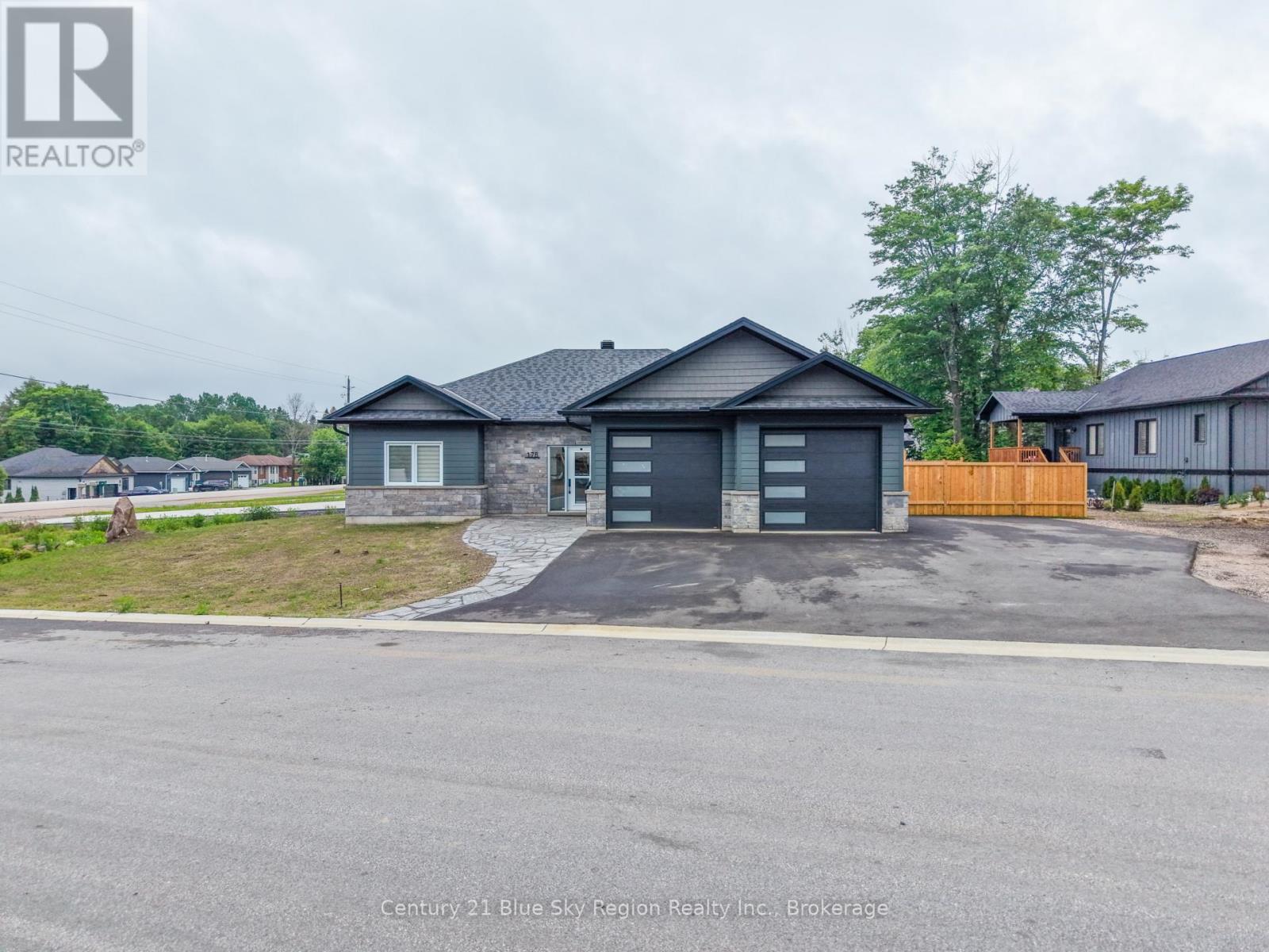 178 CARMICHAEL DRIVE - 34