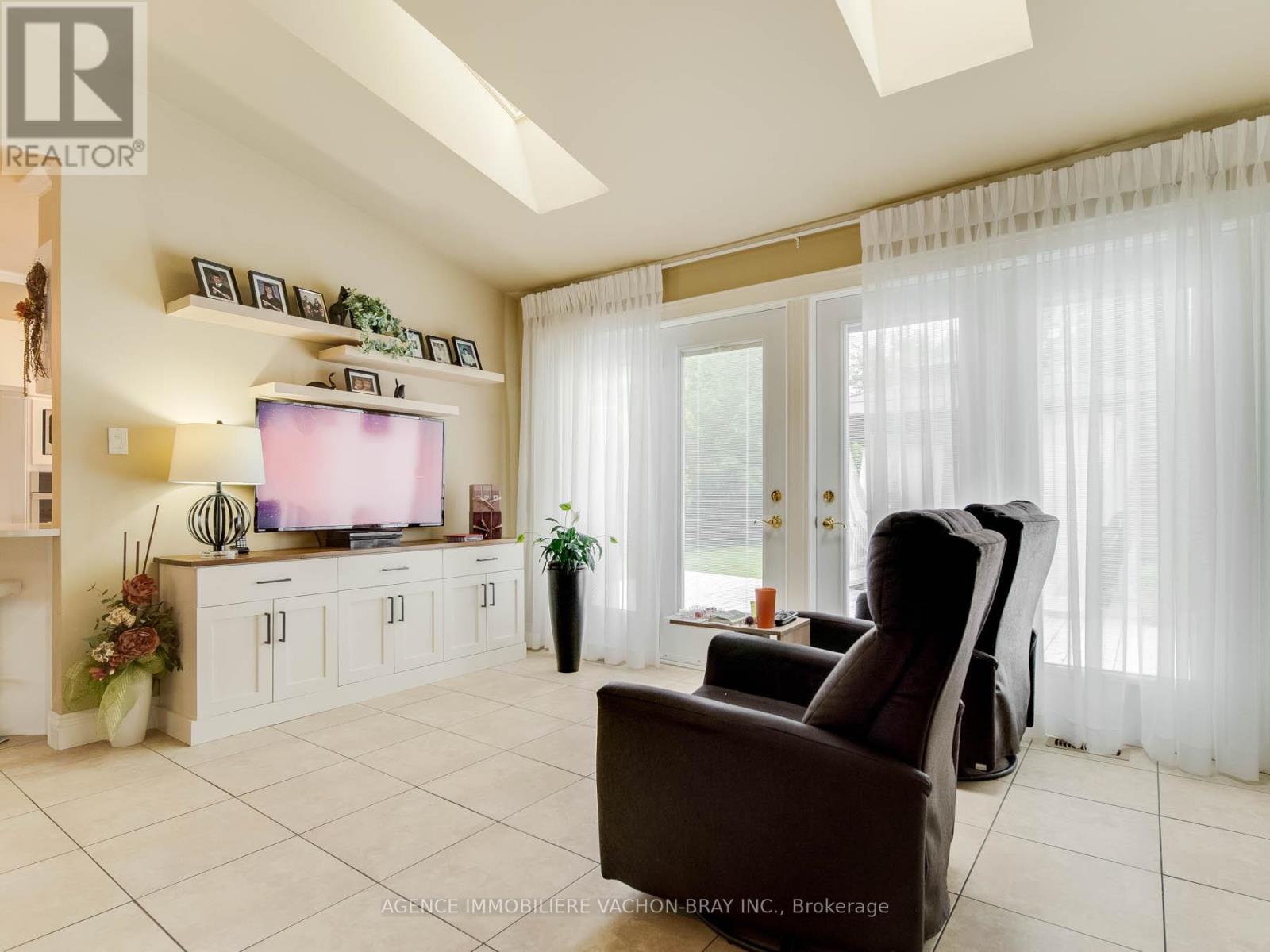 21050 JUNIPER AVENUE - 14