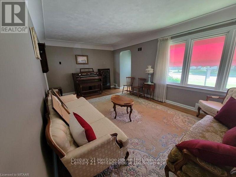 10 JOSEPH STREET - 12