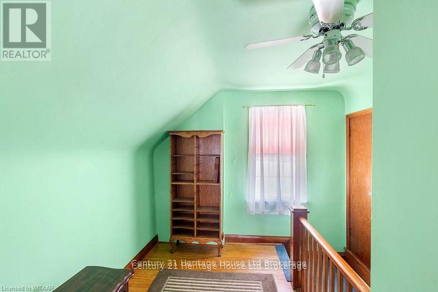 10 JOSEPH STREET - 17