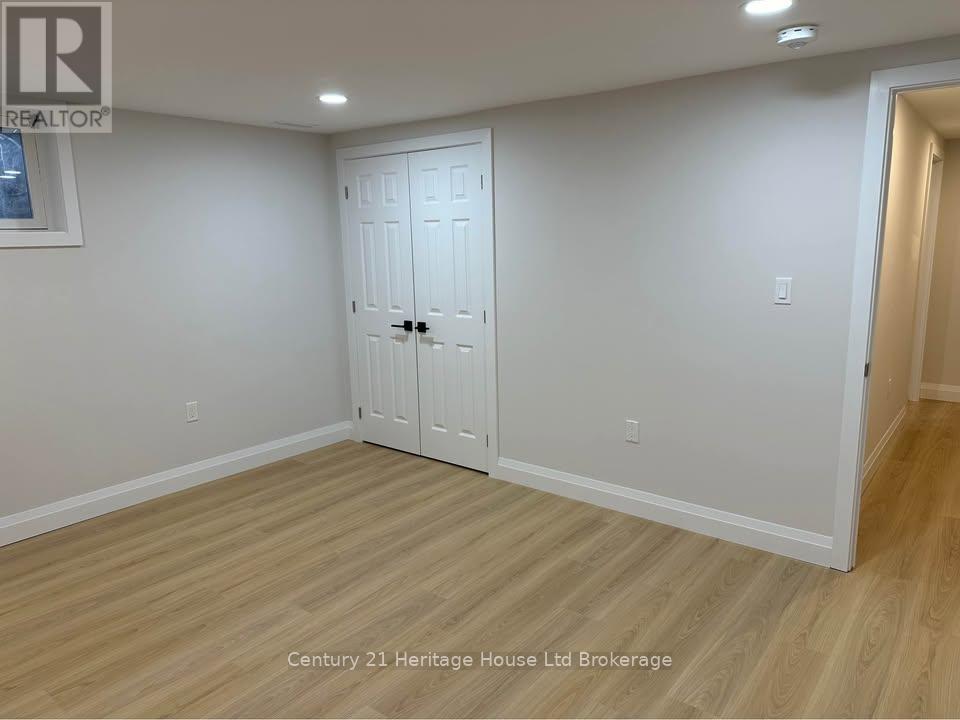 10 JOSEPH STREET - 27