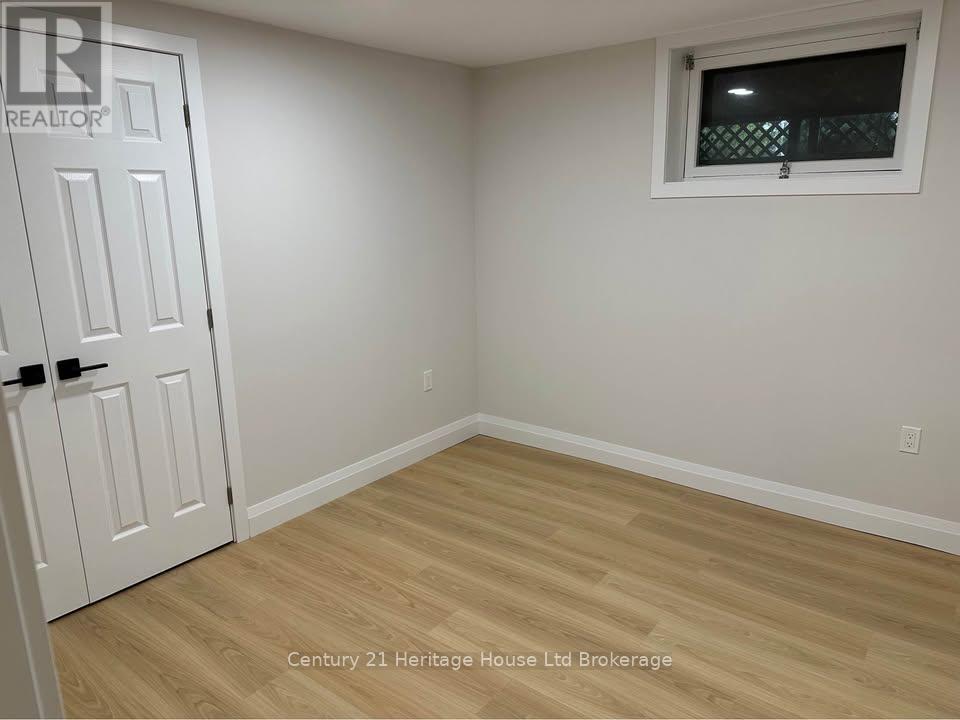 10 JOSEPH STREET - 28