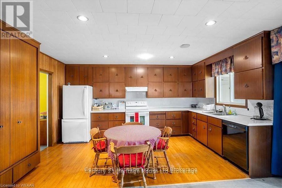 10 JOSEPH STREET - 6