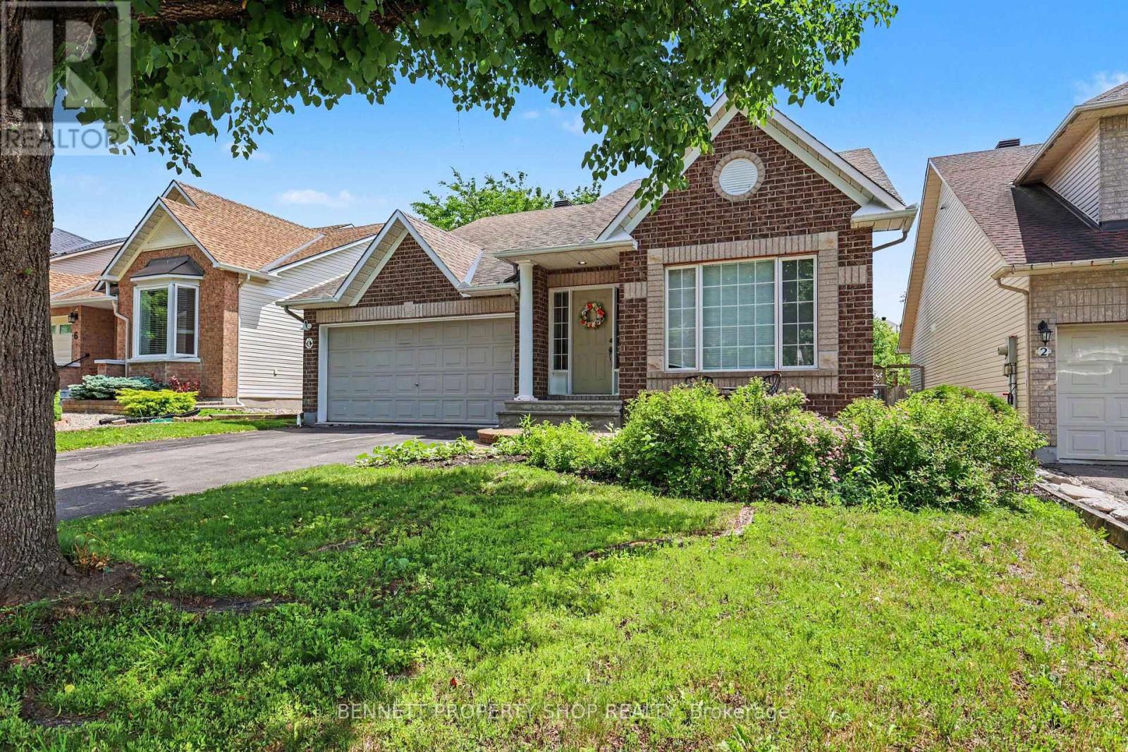 4 BURNSTEAD CRESCENT - 20