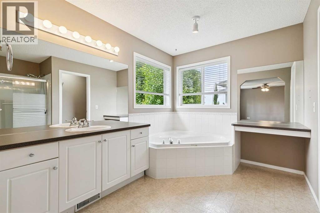 36 Valley Stream Close NW — photo 28