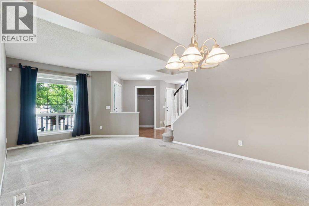 36 Valley Stream Close NW — photo 7