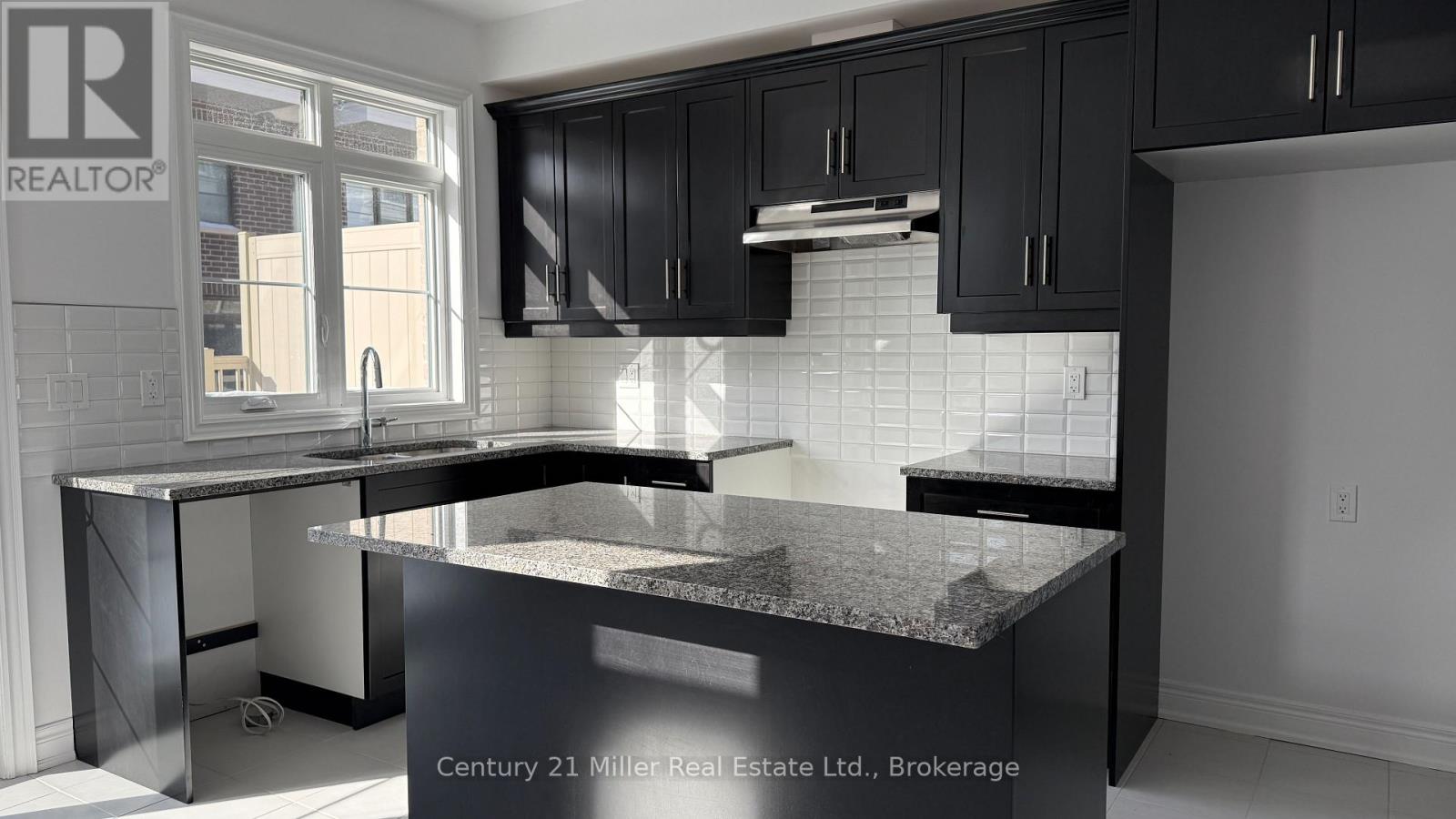 #50 2150 TRAFALGAR ROAD - 10