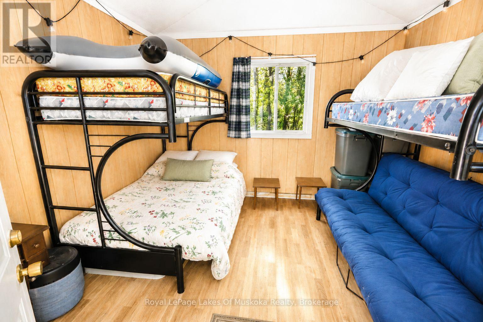 1036 PORCUPINE POINT - 16