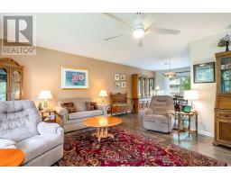Family room - 535 George Street, South Bruce Peninsula, ON N0H2T0 Photo 8