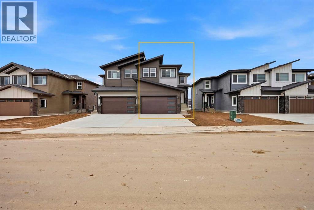 30 Waterford Mews, Chestermere, Alberta, T1X3B4