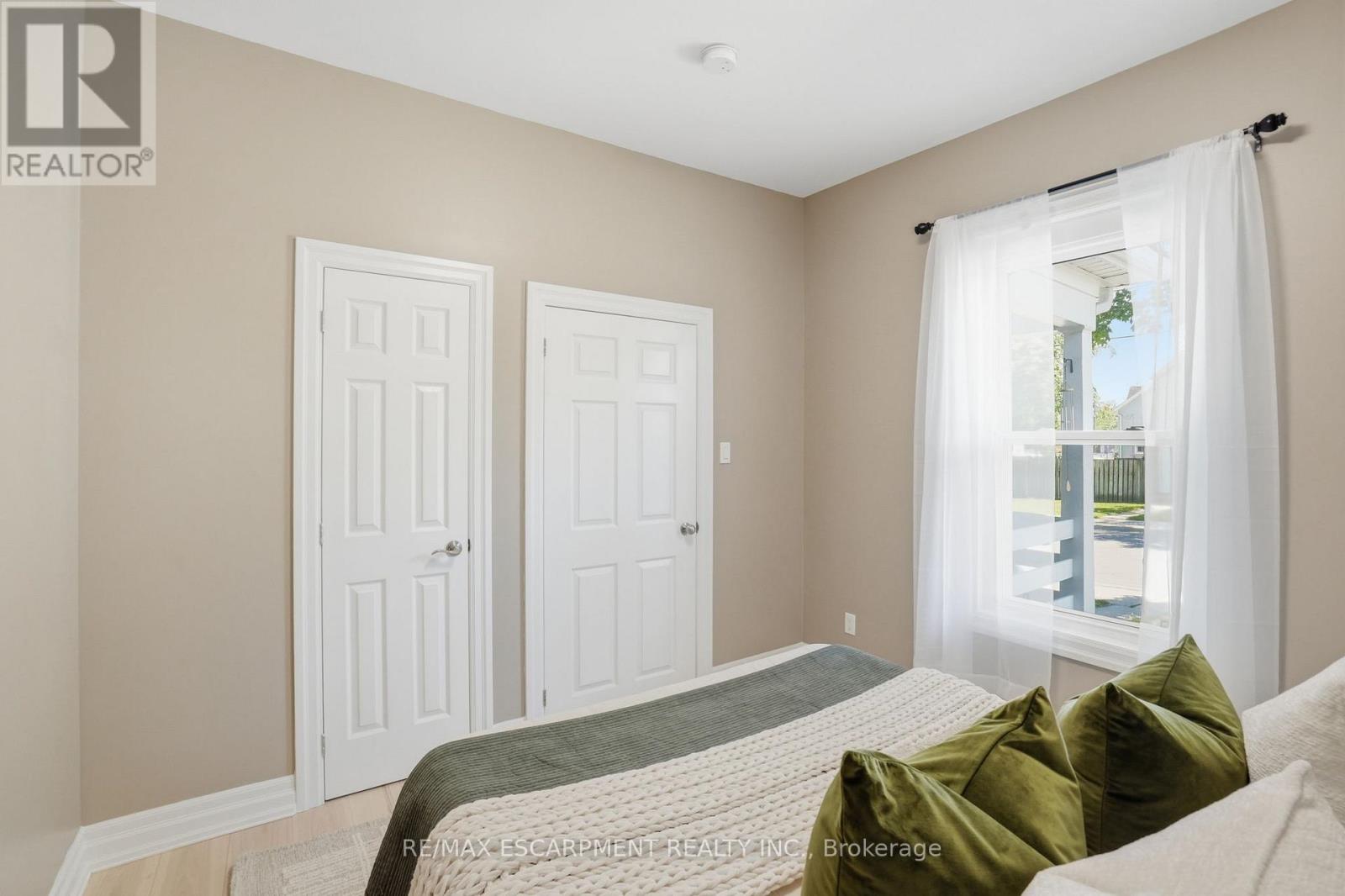 3-bedroom home for sale at 118 VICTORIA STREET, Brantford ON · photo 20 of 30