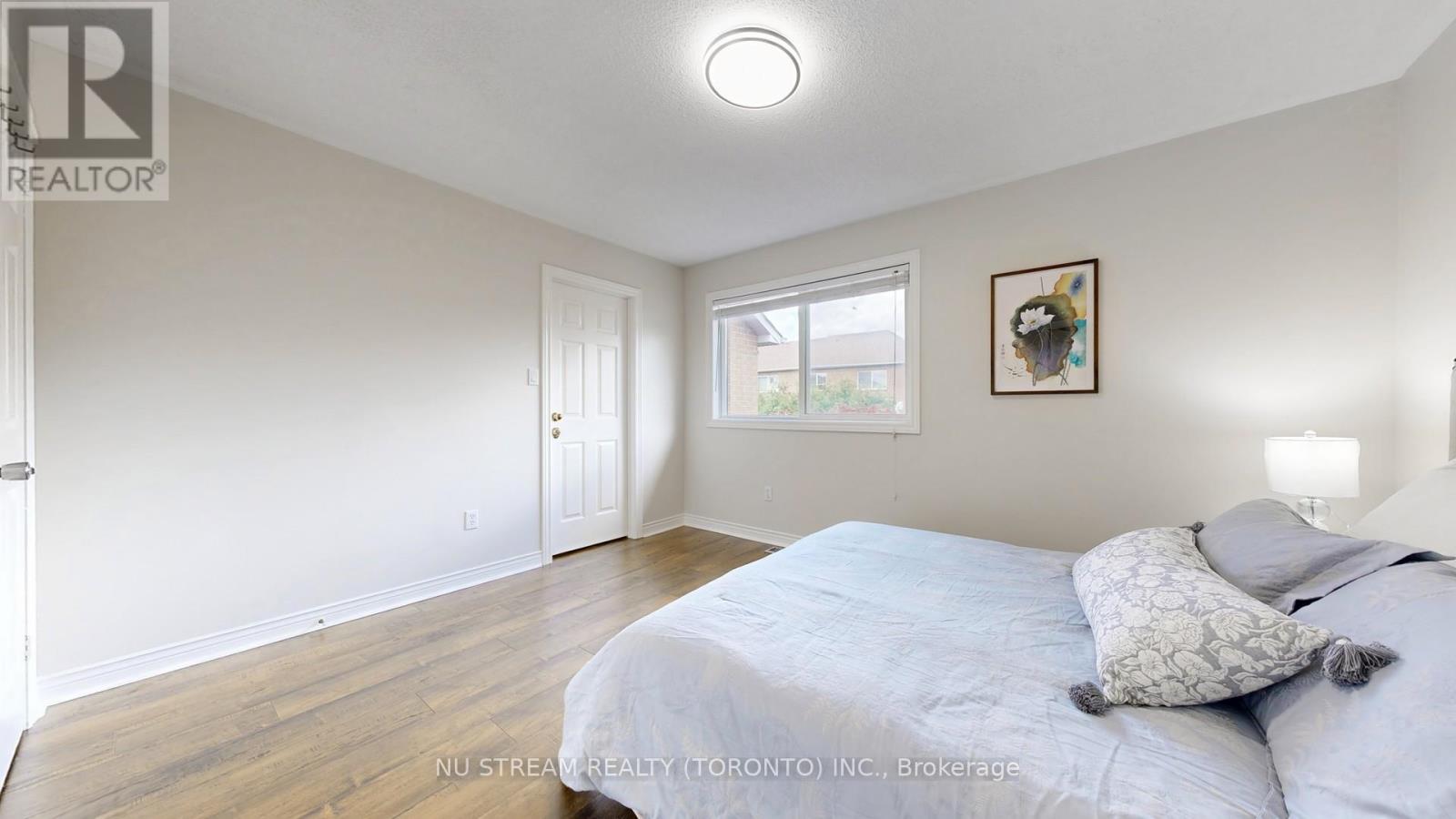 60 NOTTINGHAM DRIVE - 18
