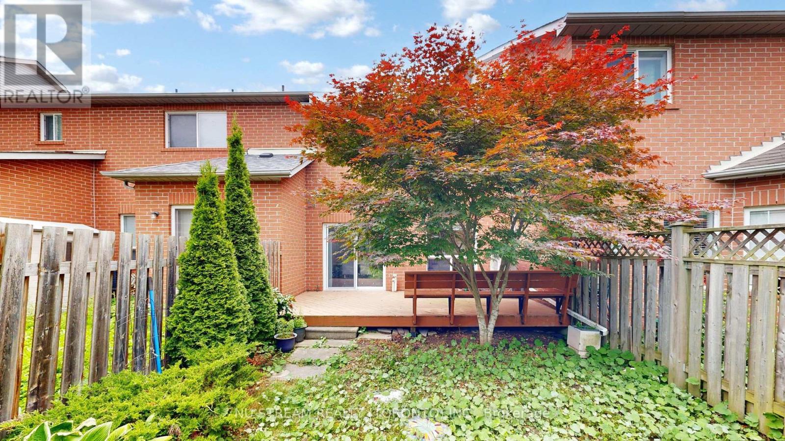60 NOTTINGHAM DRIVE - 30
