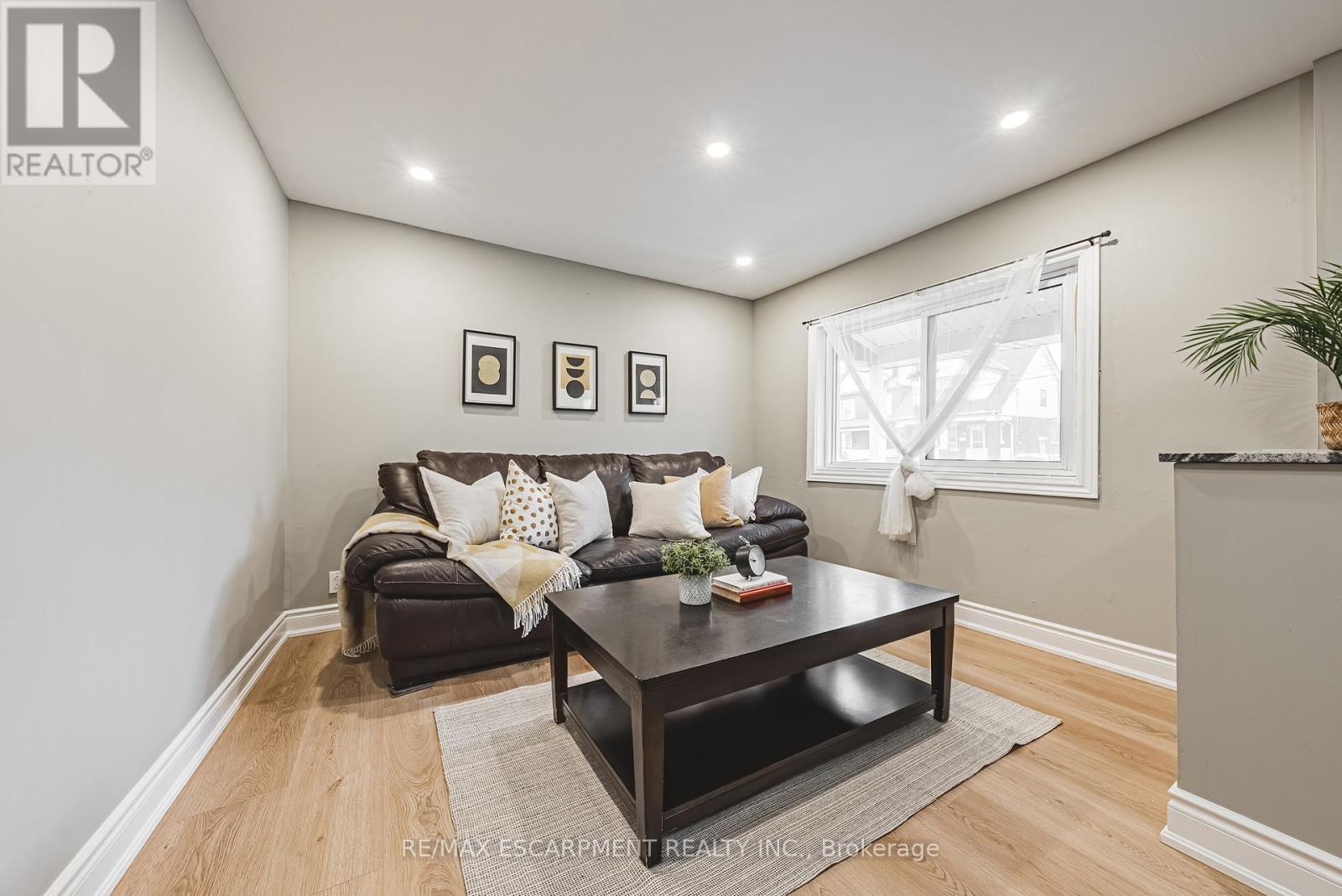 24 ROWANWOOD STREET - 3
