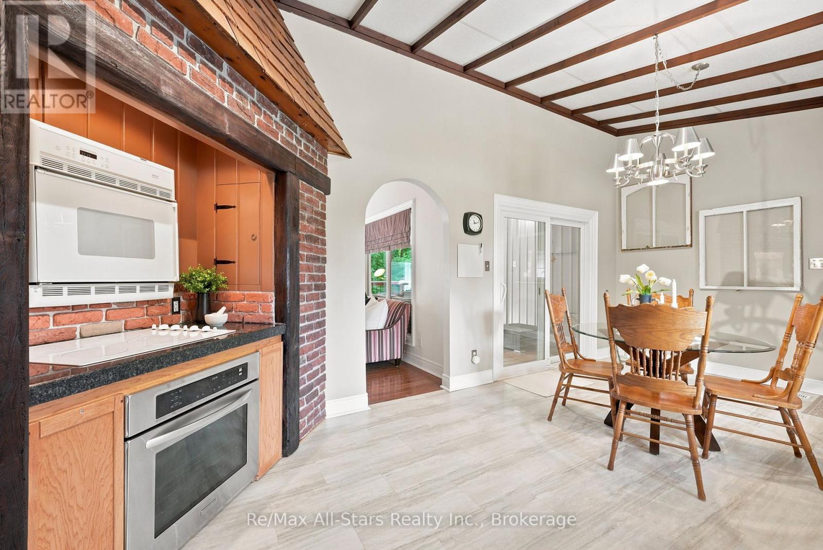 5149 8 CONCESSION - 14