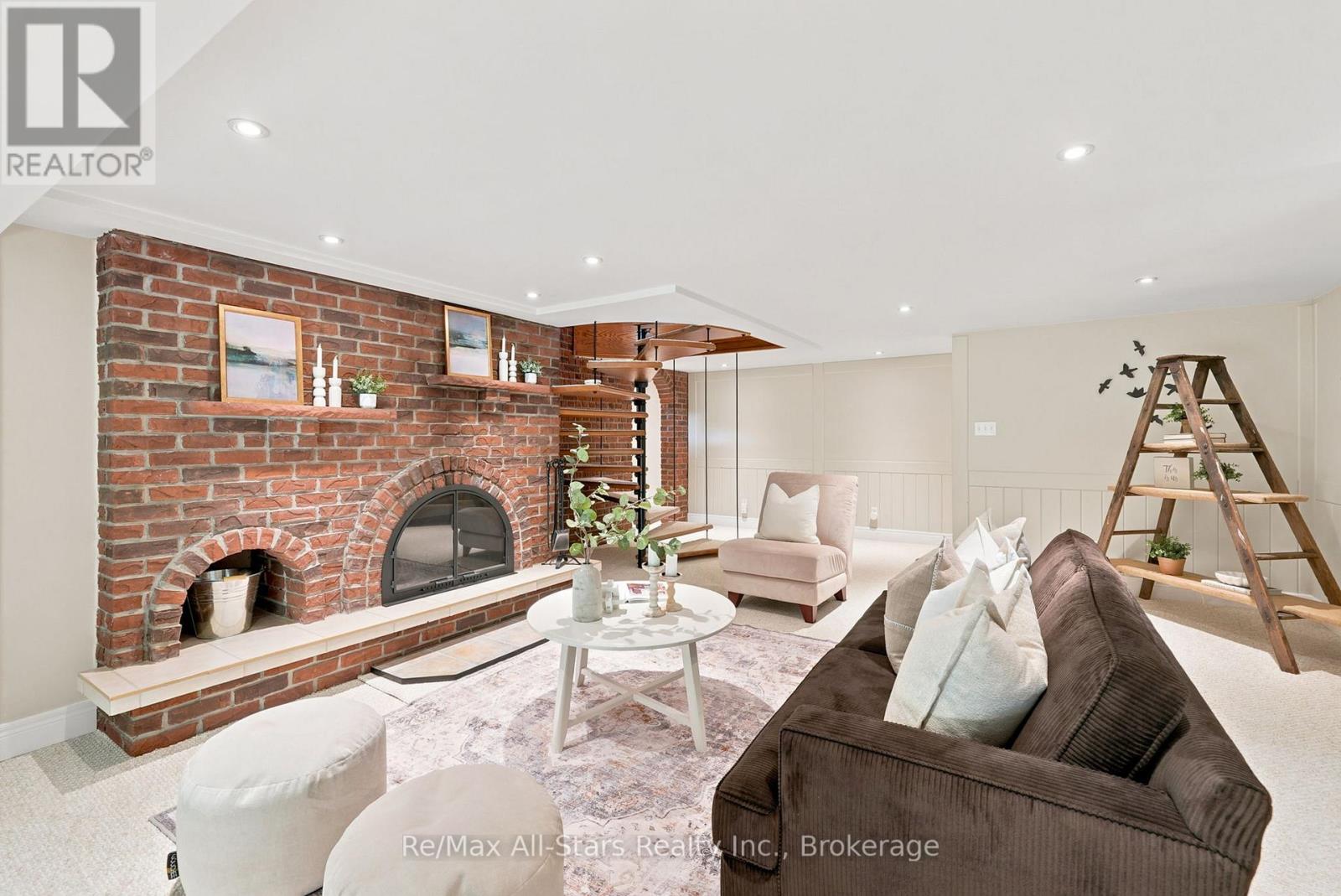 5149 8 CONCESSION - 24
