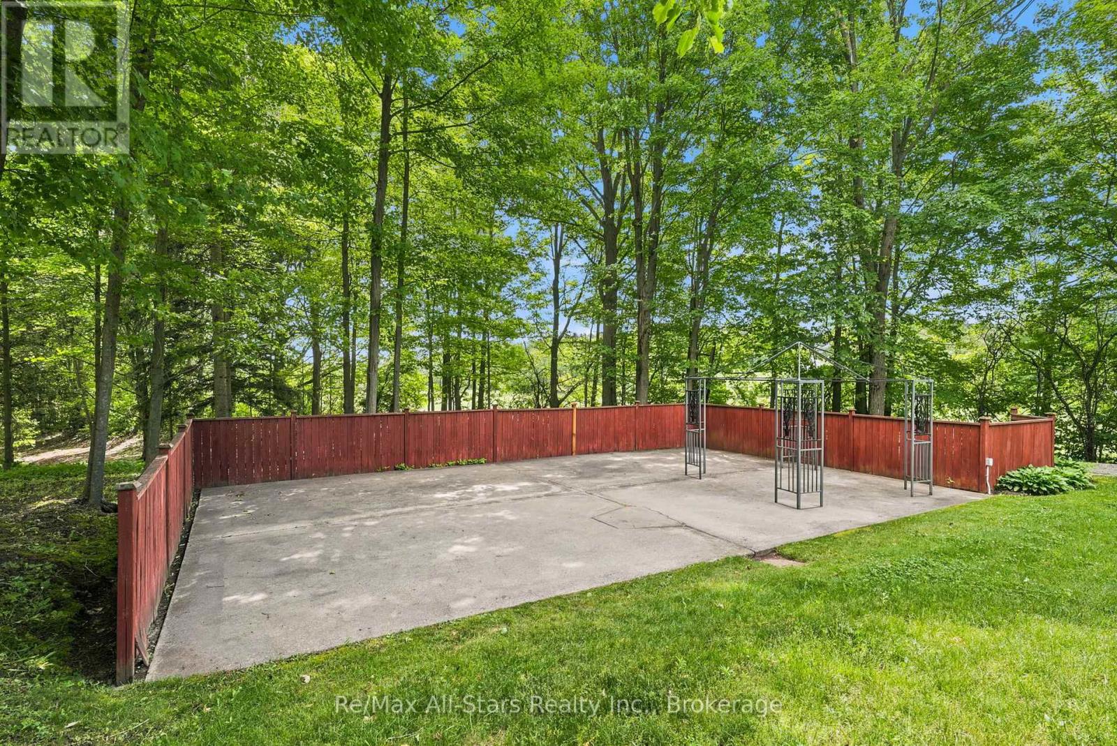 5149 8 CONCESSION - 31