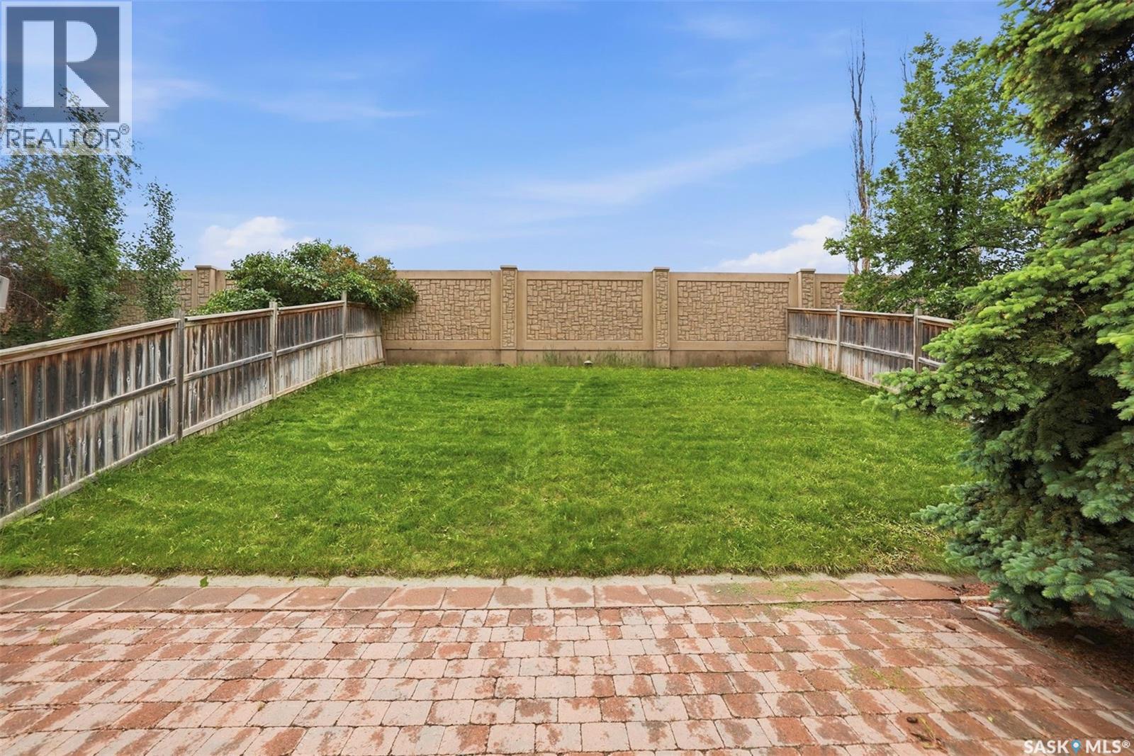 455 Buckwold COVE — photo 40