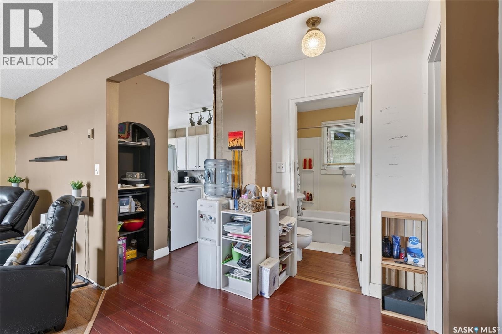 205 Bemister AVENUE E - 15