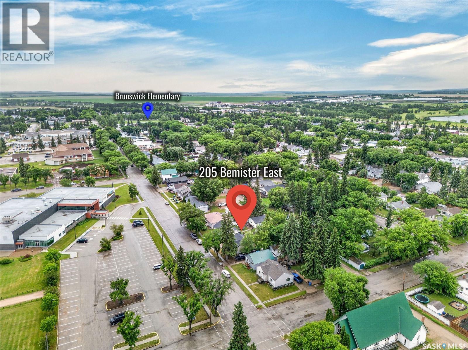 205 Bemister AVENUE E - 30