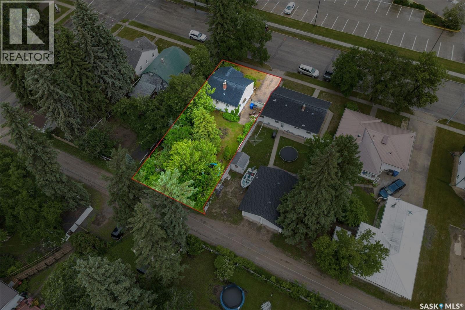 205 Bemister AVENUE E - 32