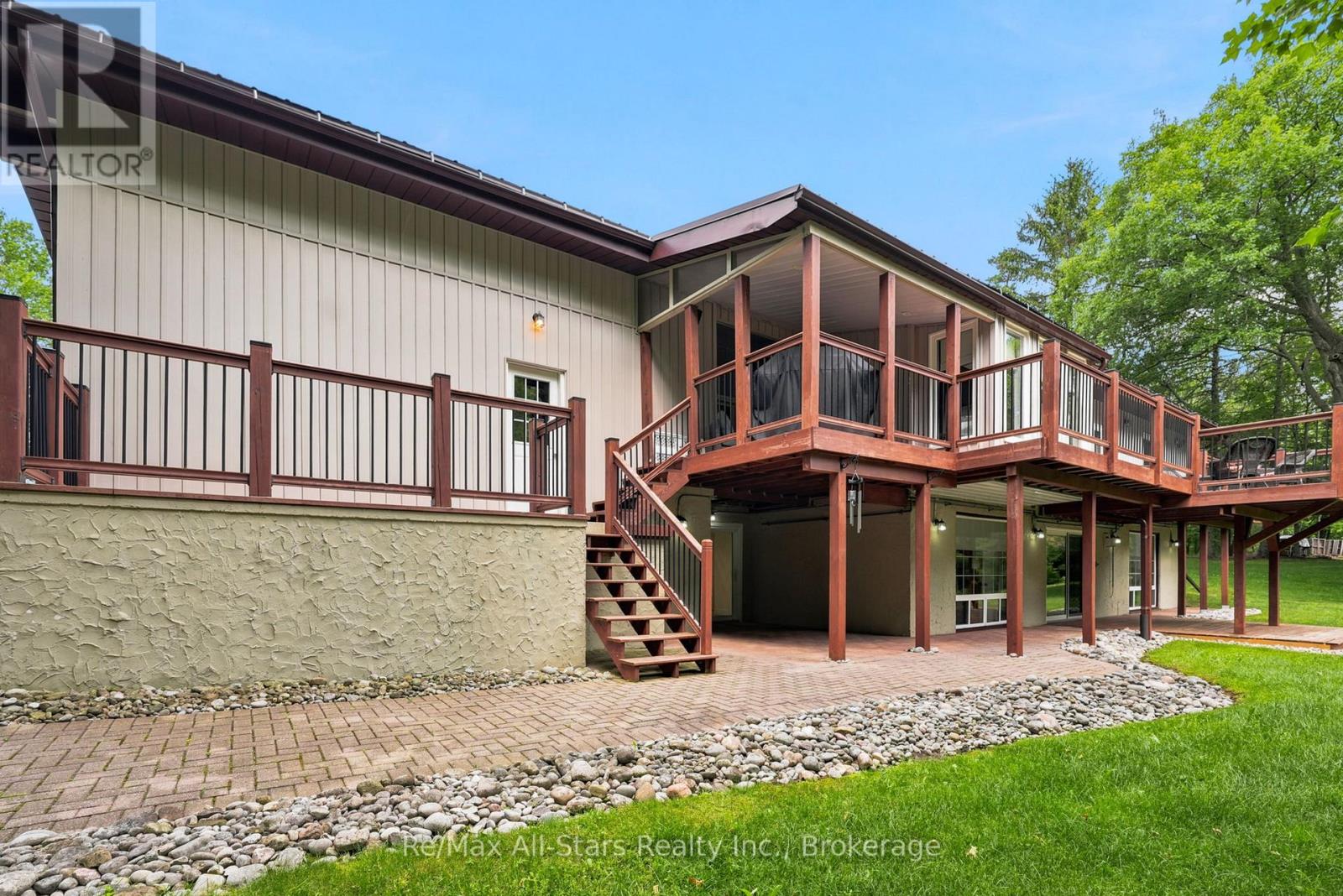 5149 8 CONCESSION - 43