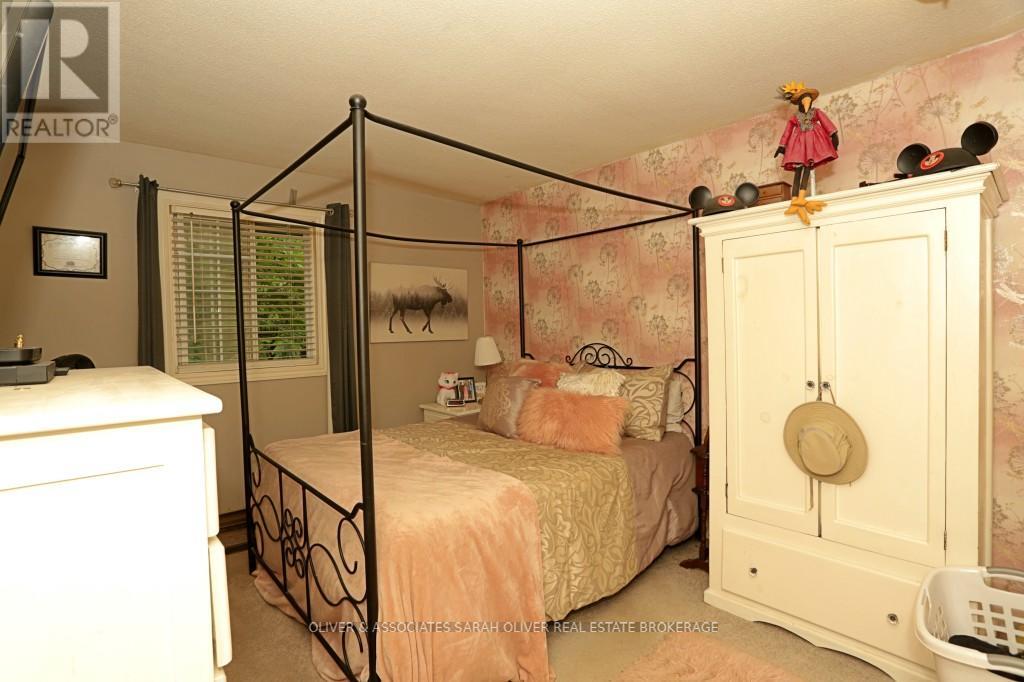 9931 PRINCE PHILLIP STREET - 15