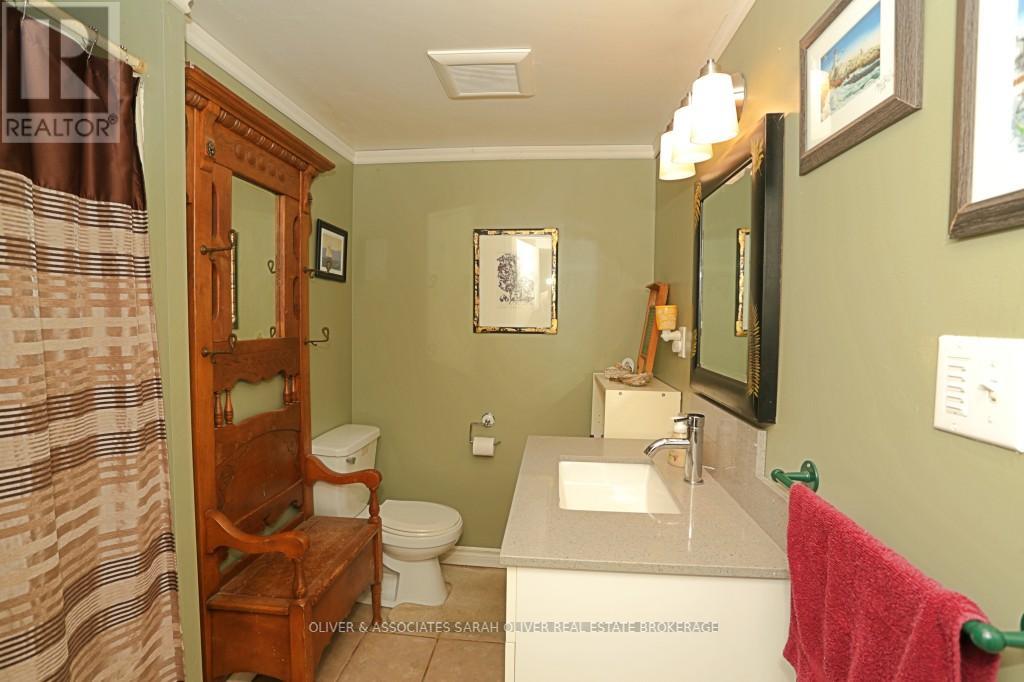 9931 PRINCE PHILLIP STREET - 24