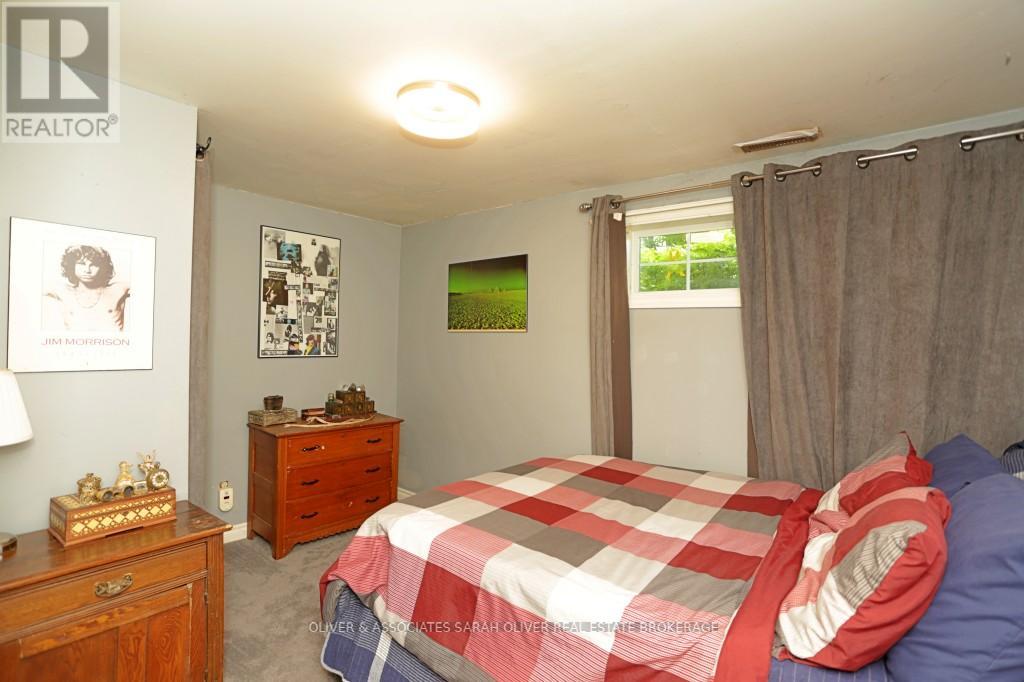 9931 PRINCE PHILLIP STREET - 25