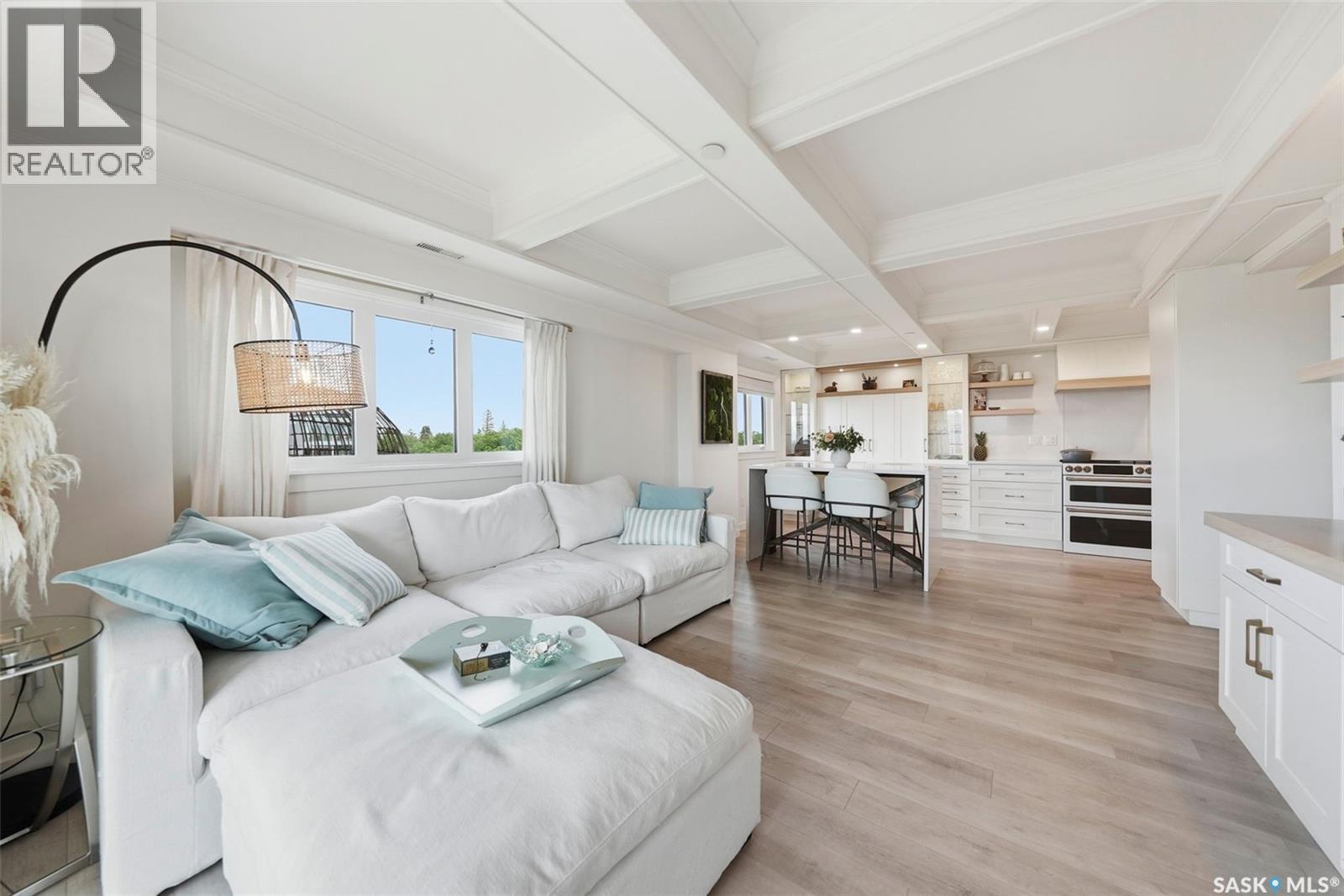 608 611 University DRIVE - photo 3