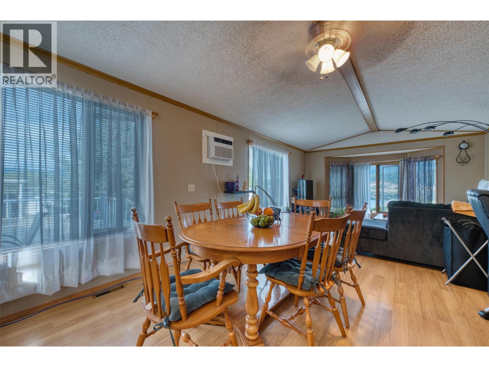 #34 8508 Clerke Road - 18