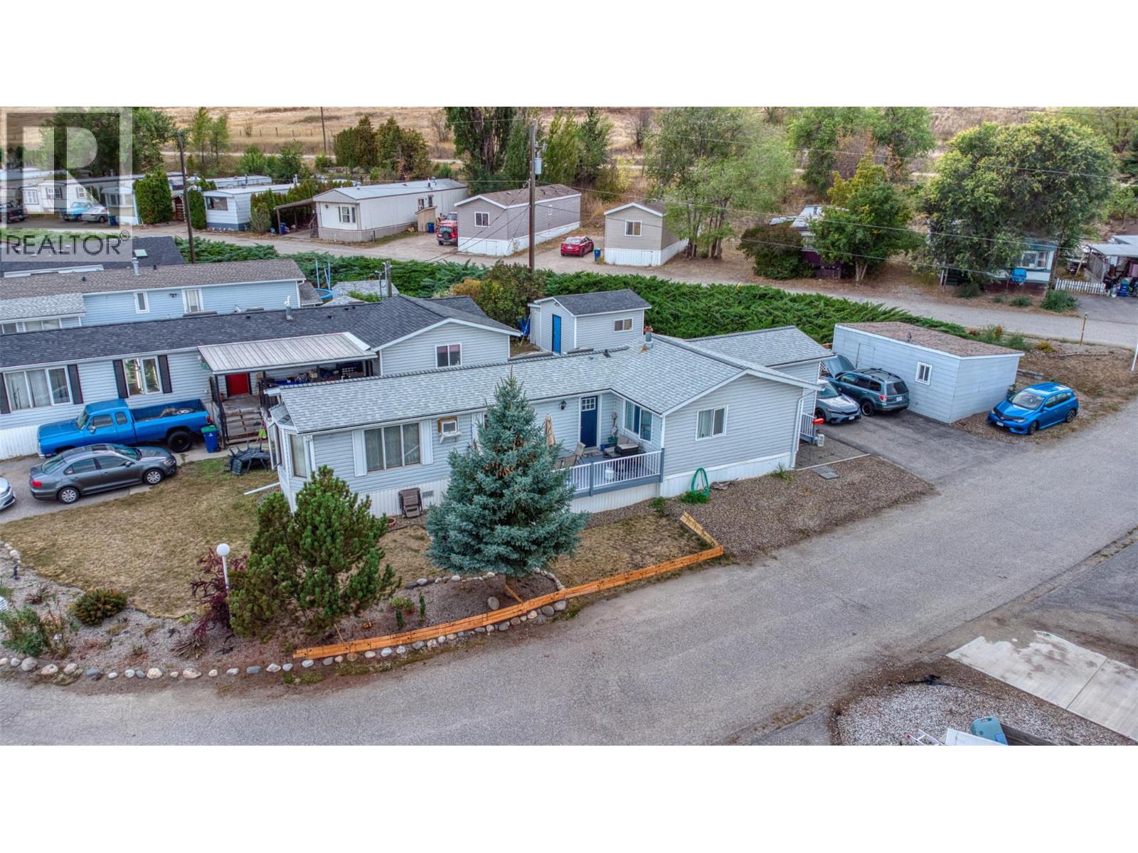 #34 8508 Clerke Road - 27