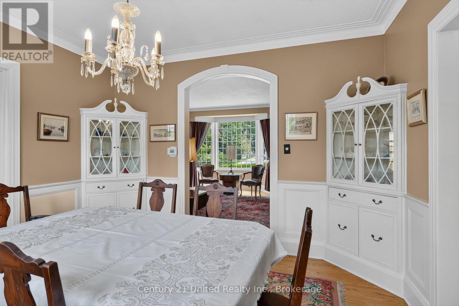 204 O'CARROLL AVENUE - 14
