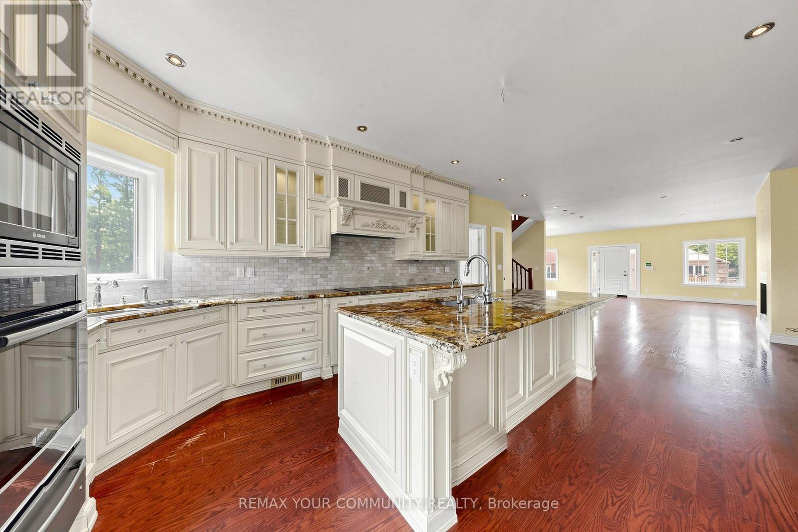 171 BETA STREET - 12