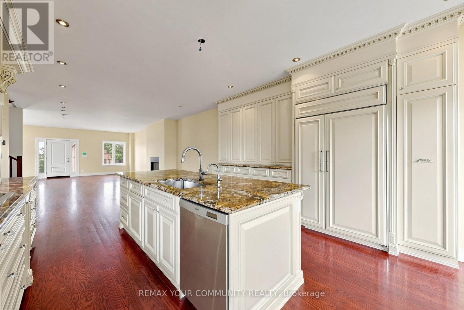 171 BETA STREET - 14