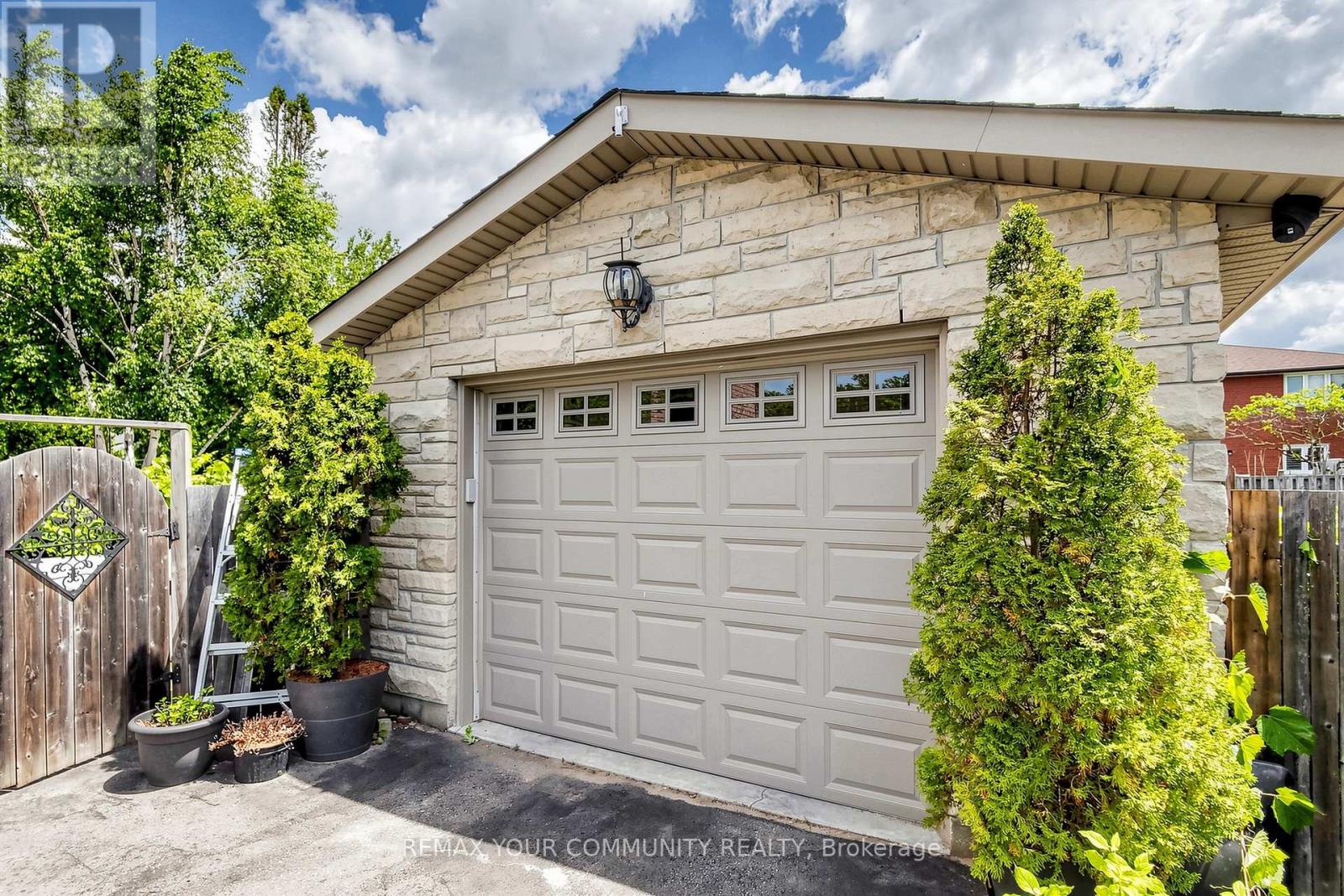 171 BETA STREET - 48