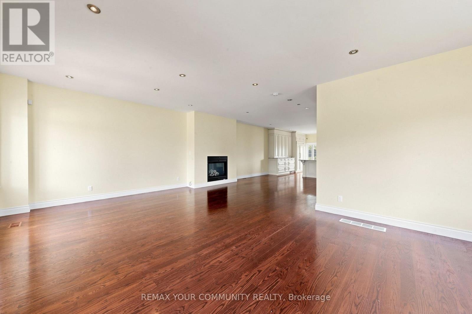 171 BETA STREET - 9