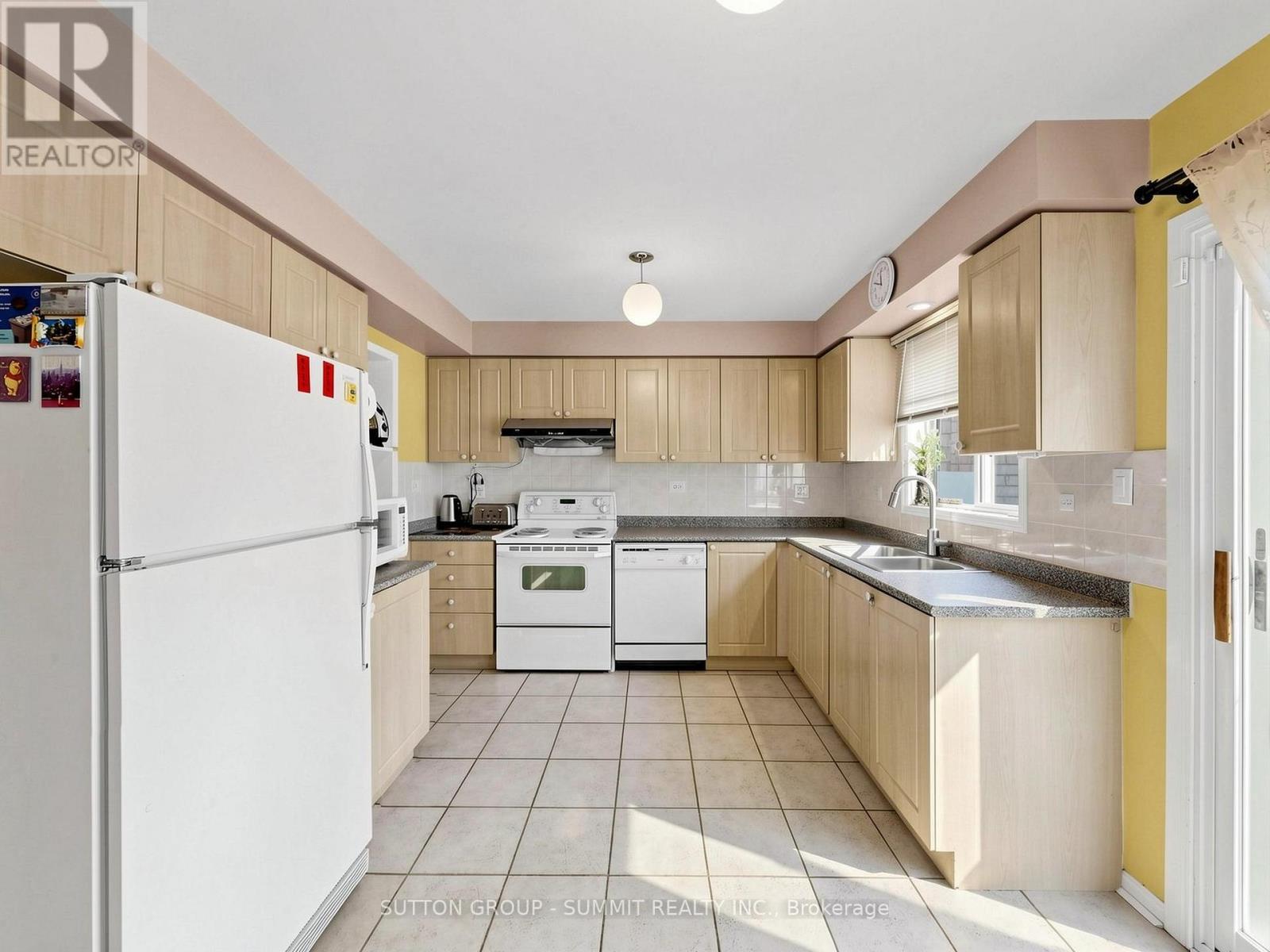 #4 8305 MCLAUGHNIN ROAD - 10