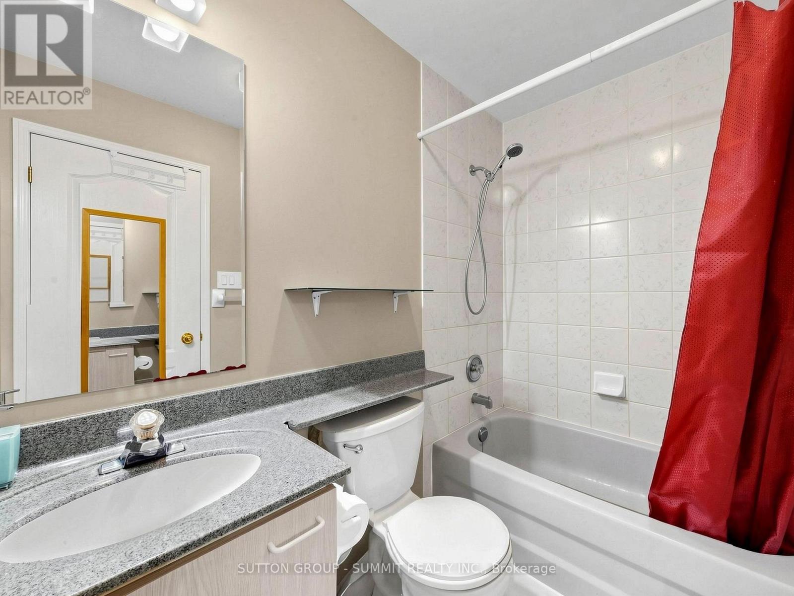 #4 8305 MCLAUGHNIN ROAD - 28