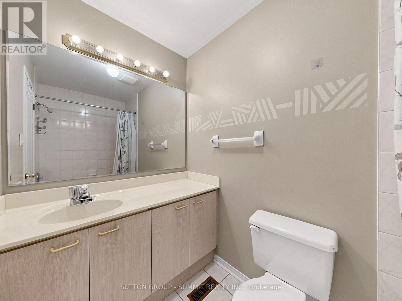 #4 8305 MCLAUGHNIN ROAD - 34