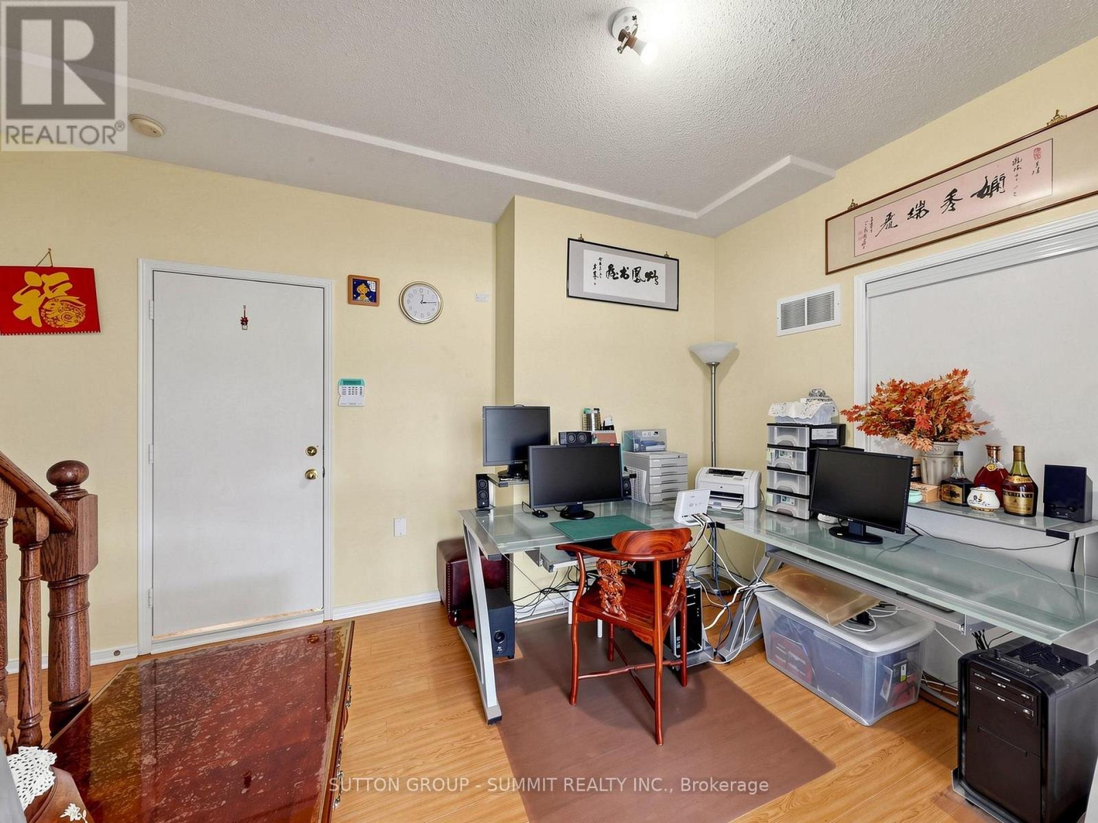 #4 8305 MCLAUGHNIN ROAD - 38