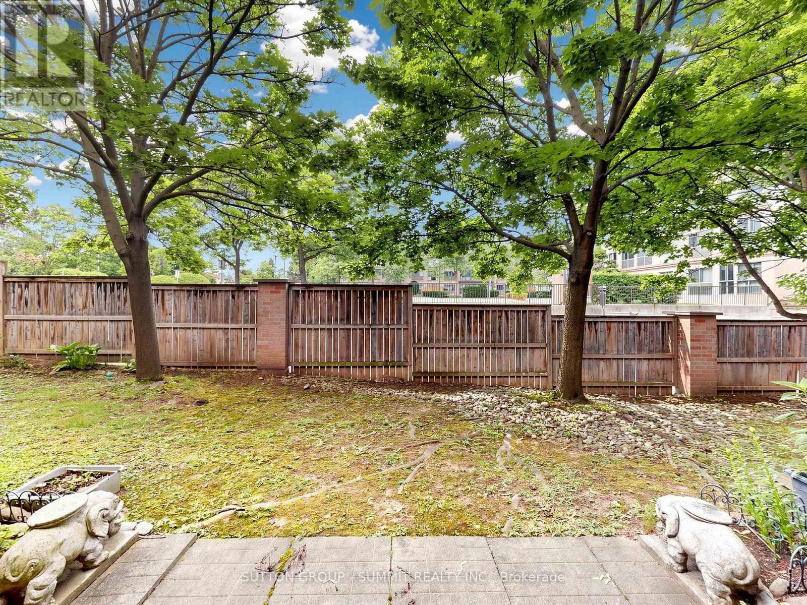 #4 8305 MCLAUGHNIN ROAD - 44