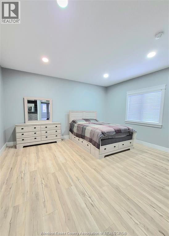 157 GLOUCESTER DRIVE - Image 17