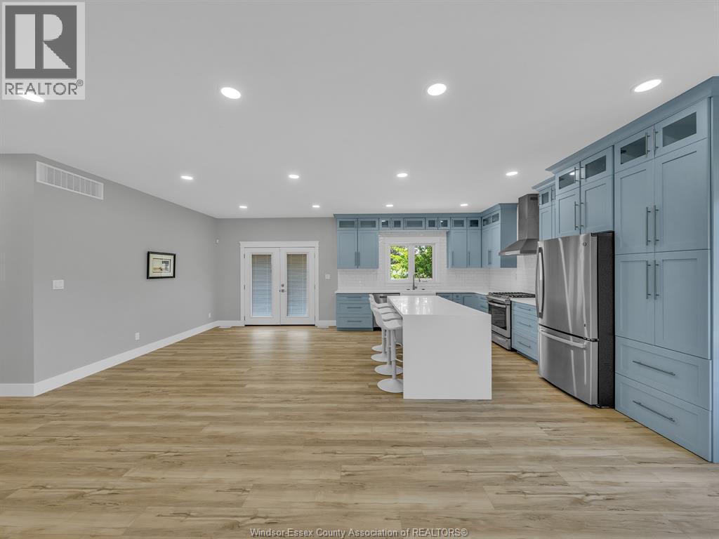 157 GLOUCESTER DRIVE - Image 13