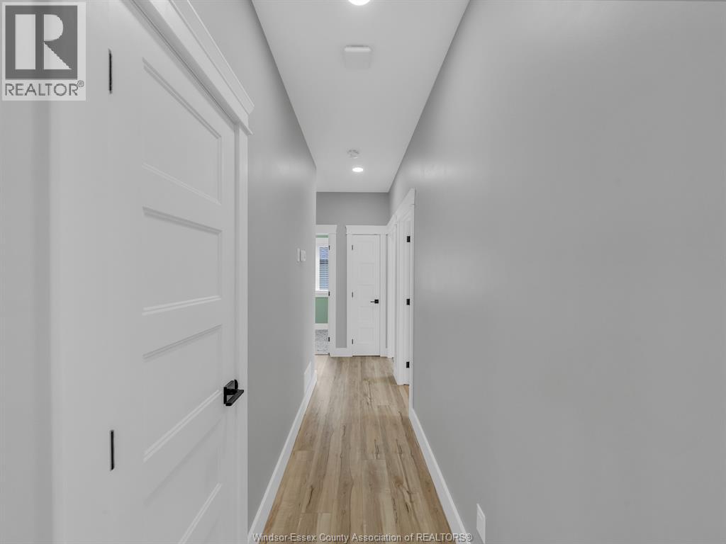 157 GLOUCESTER DRIVE - Image 16