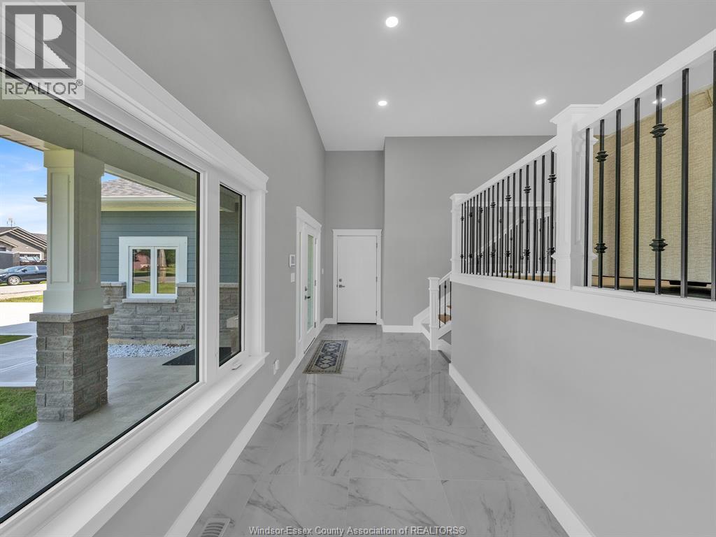 157 GLOUCESTER DRIVE - Image 5