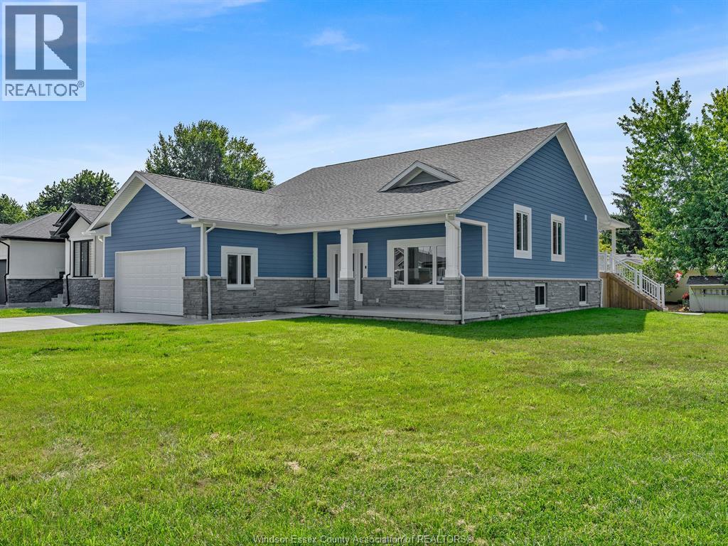 157 GLOUCESTER DRIVE - 1