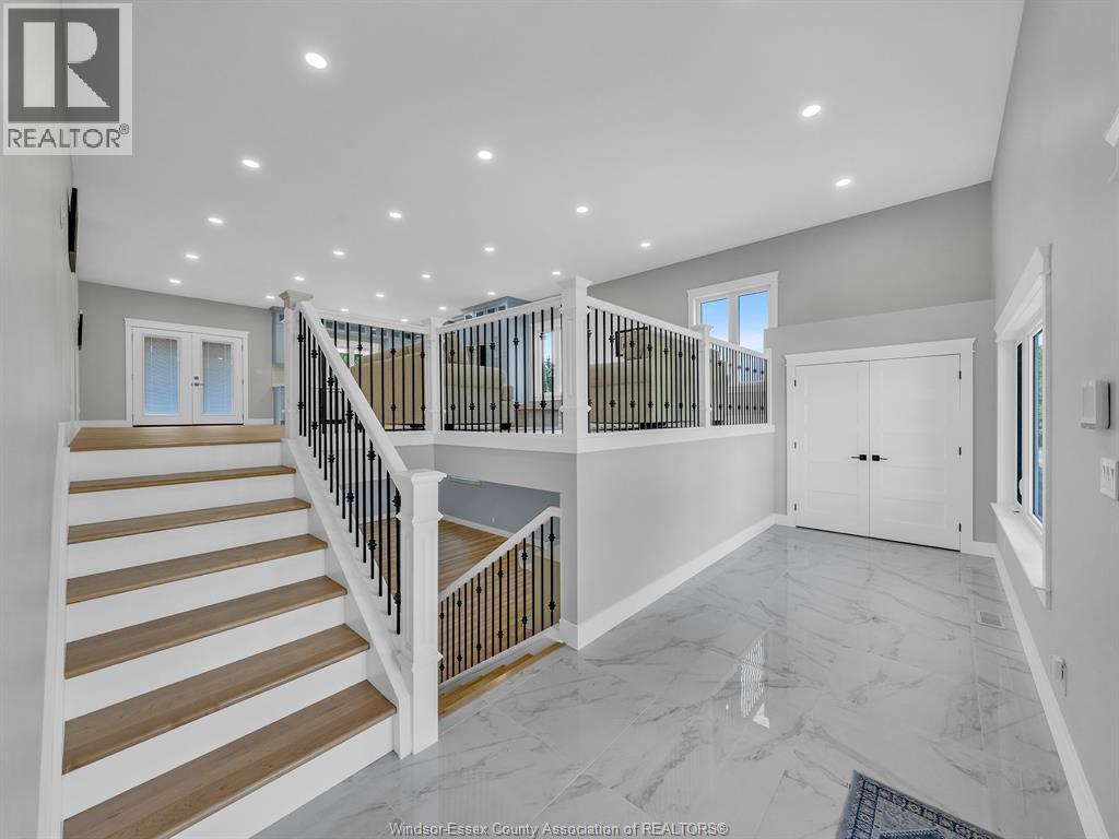 157 GLOUCESTER DRIVE - 6