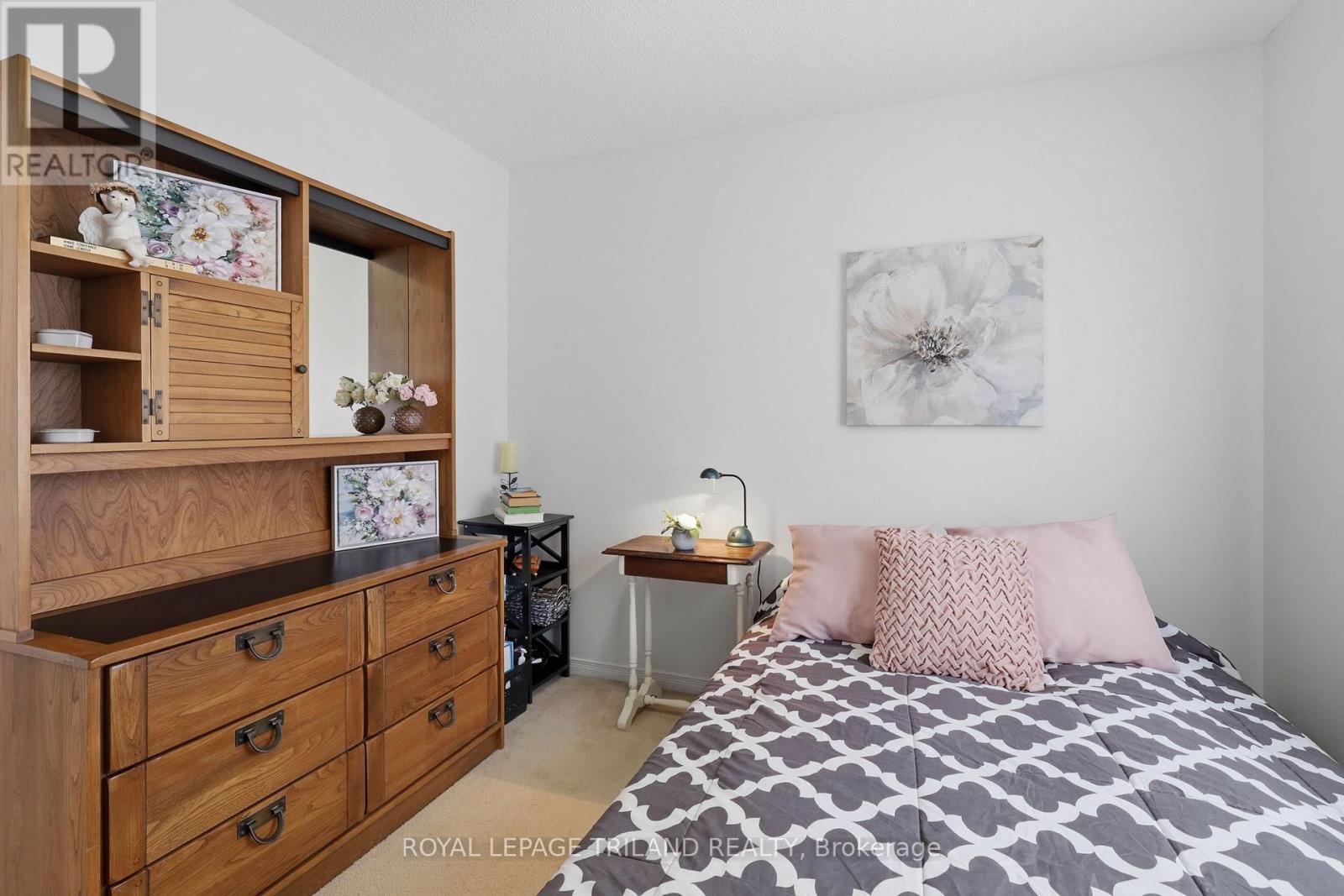 232 CHELTON ROAD - 30