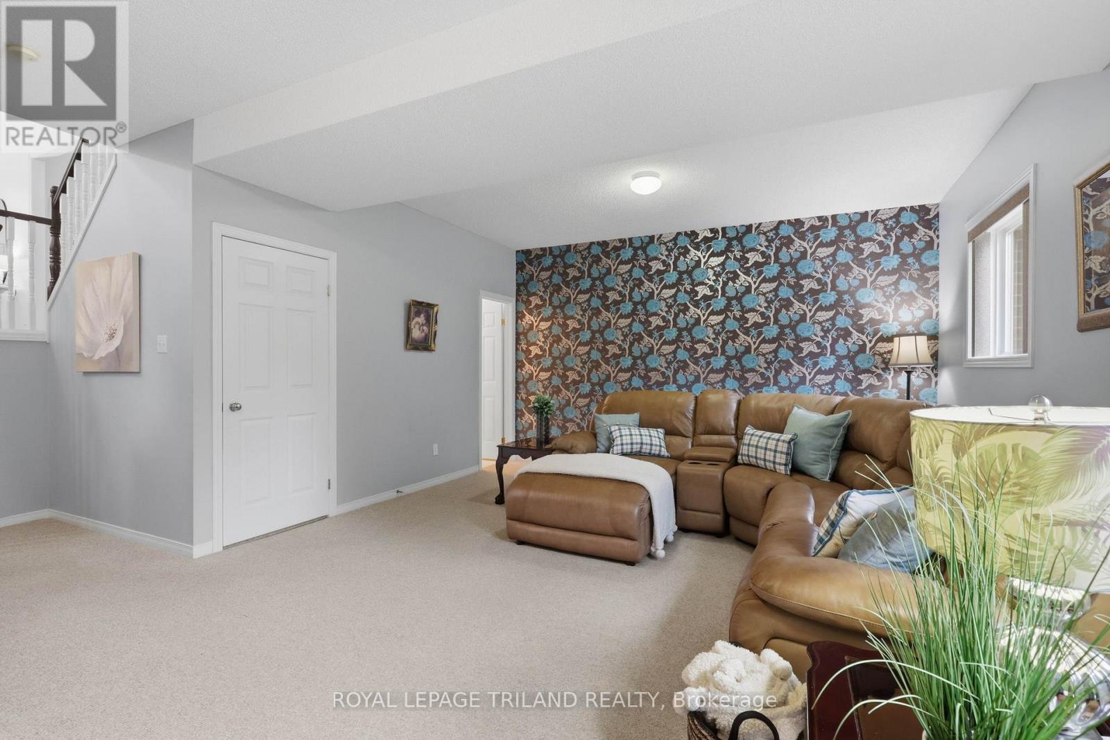 232 CHELTON ROAD - 33